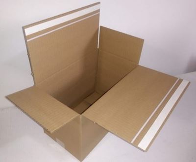 Image of a box with adhesive reinforcement for easy returns.